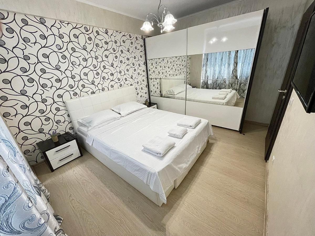 Dacia Residence Apartments Self Check-In Craiova Kültér fotó